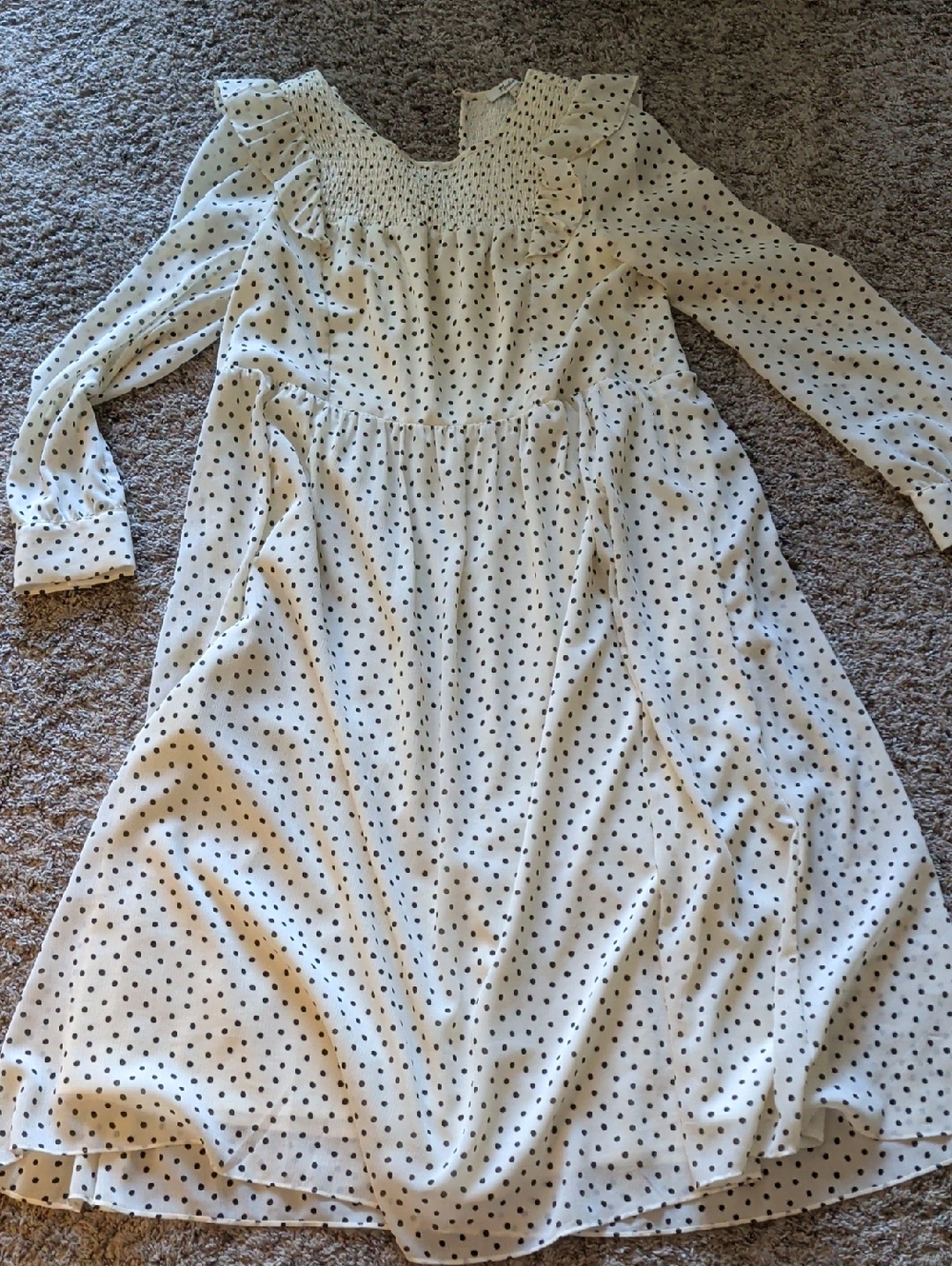 Madewell Cream Polka Dot Long Sleeve Midi Dress. Size S